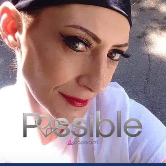 Meet your Posher, Jennifer - Picture 2 of 4